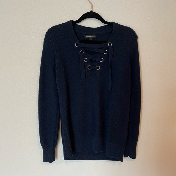 Banana Republic Sweater - Picture 3 of 5